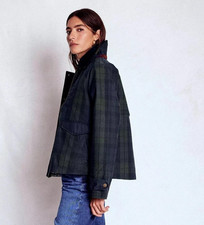 Brandneu mit Etikett Boden